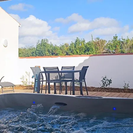 Cygne I Jolie Maison Marais D'Olonne I Jacuzzi 度假居 *